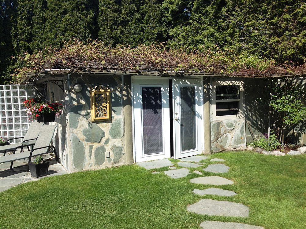 The Stone Hedge Bed And Breakfast Ричмонд Экстерьер фото